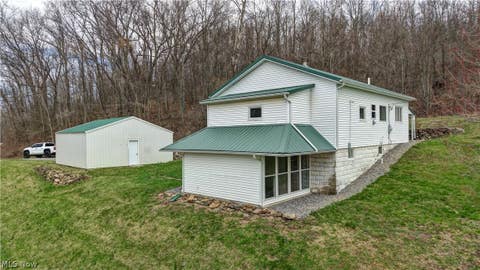 Homes For Sale - 12413 Lick Run Rd Rd<br/> Newcomerstown, OH 43832