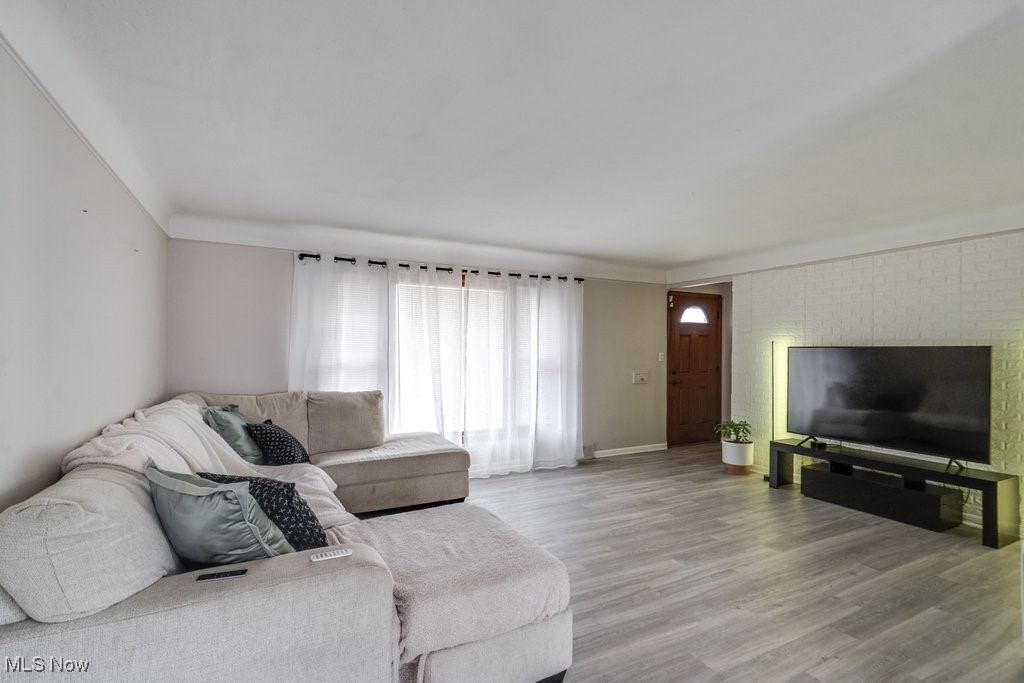 Ely Tr - Residential