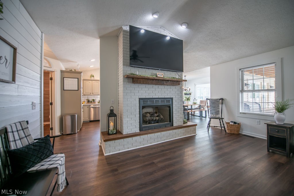 Creekside Dev - Residential