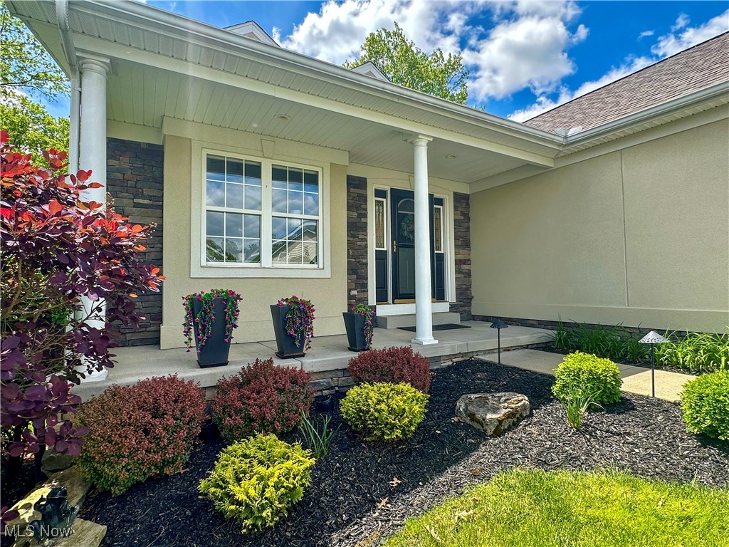 6836 Twin Oaks Court