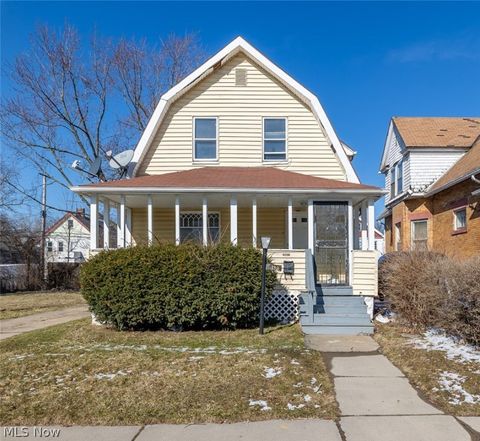 Single Family Residence in Cleveland OH 10623 Grandview Avenue.jpg