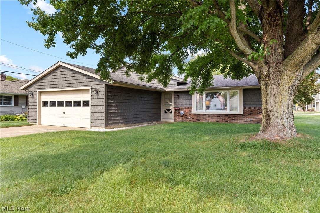2823 Pease Lane
