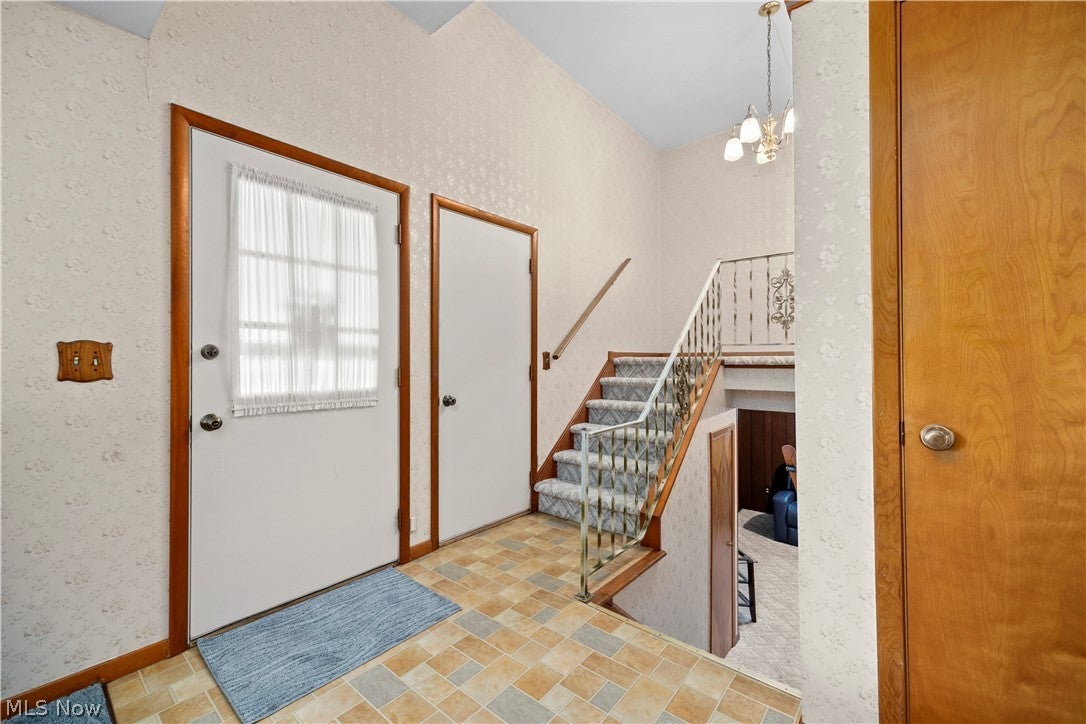 2823 Pease Lane