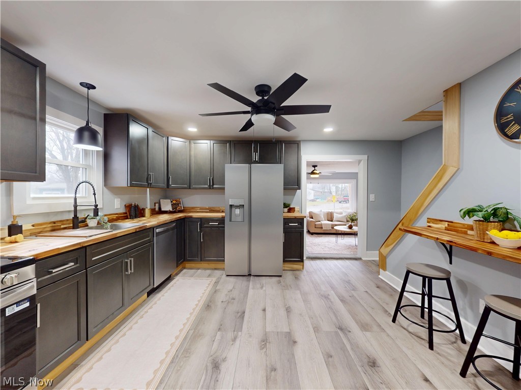 Twin Lakes Park - Residential