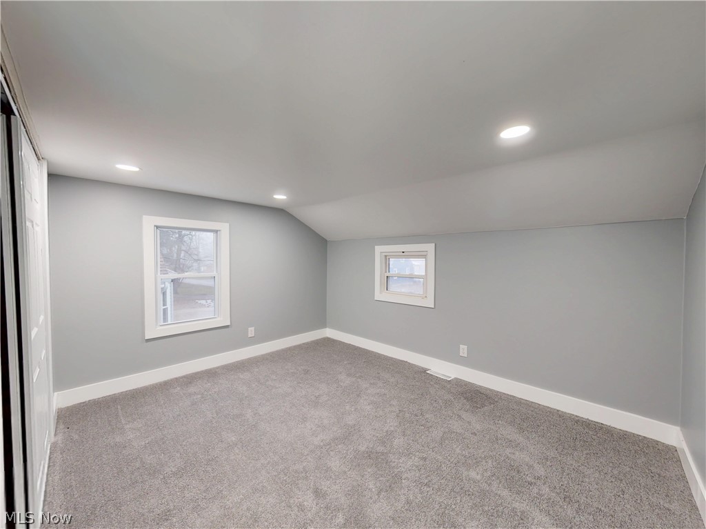 Twin Lakes Park - Residential