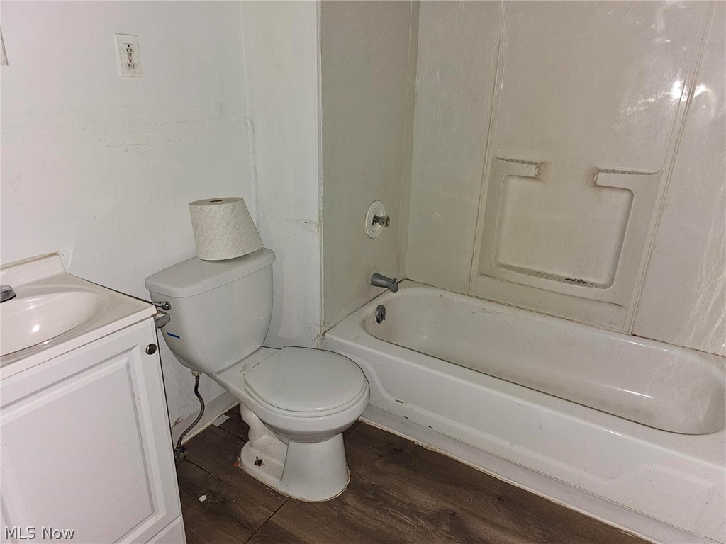 New Center Sub - Residential Income