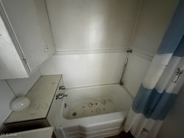 Laura E Sladden Sub - Residential