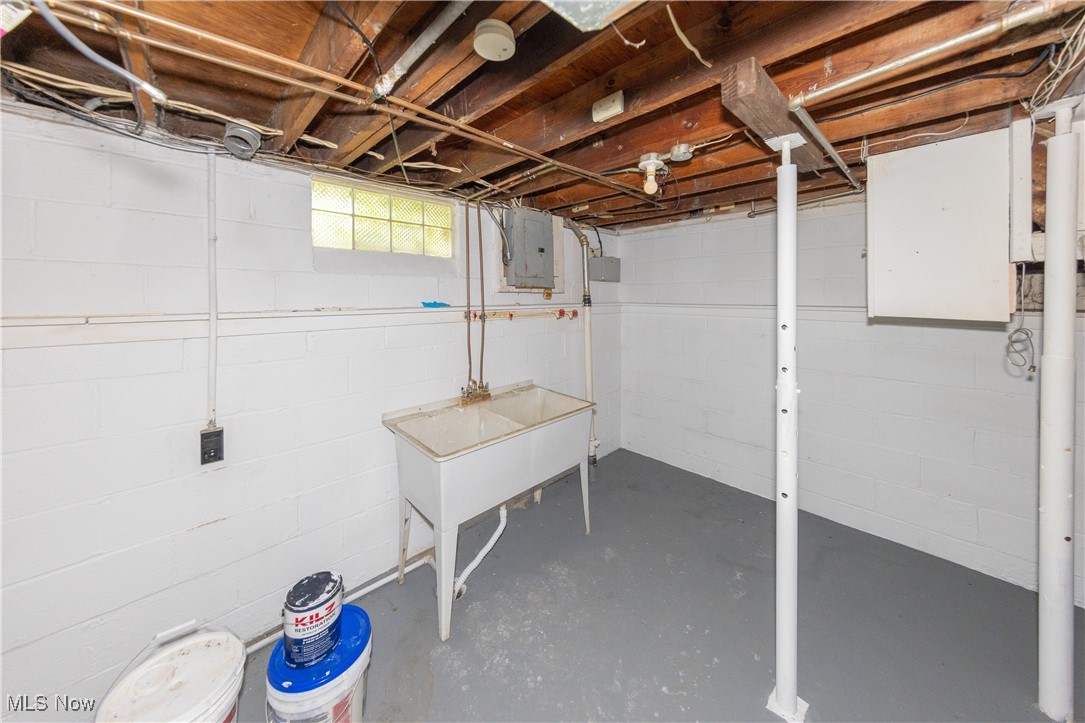 Maple Heights, Ohio 44137, United States, 3 Bedrooms Bedrooms, ,1 BathroomBathrooms,Residential,Active,167067