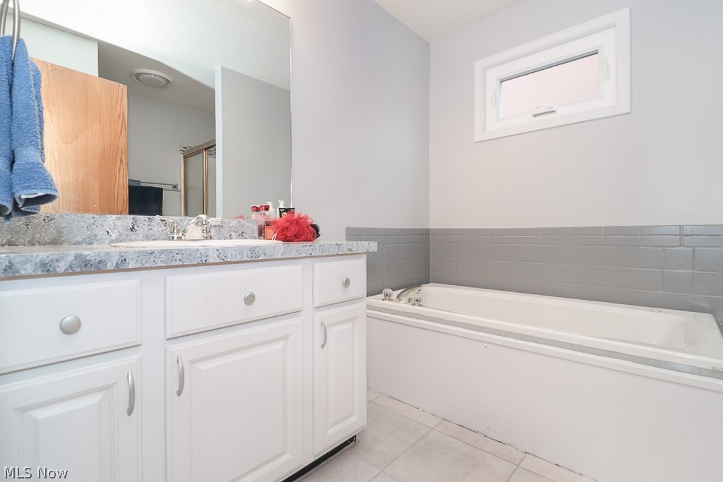 Country Club Overlook Condo - Residential