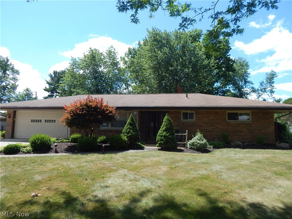 S-P-A-C-I-O-U-S Ranch! Offer three or four bedroom, comfortable living area, additional Tudor style family room with built in shelves and fireplace. Enjoy the outdoors in your all season vaulted sun room. Updated eat in kitchen fully appliance. First floor laundry with utility area for many options.
Nice size den with outside entry, and much more. Unique 4th bedroom set up with add on bedroom attached to other bedroom. (walk thru one to access the 4th). Pride in ownership, you'll love the back yard with oversize storage shed. Call to see today.