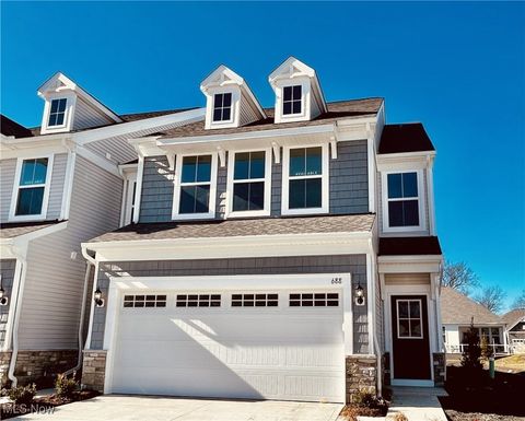 688 Harbour Town Court, Avon Lake, OH 44012 - #: 5079715