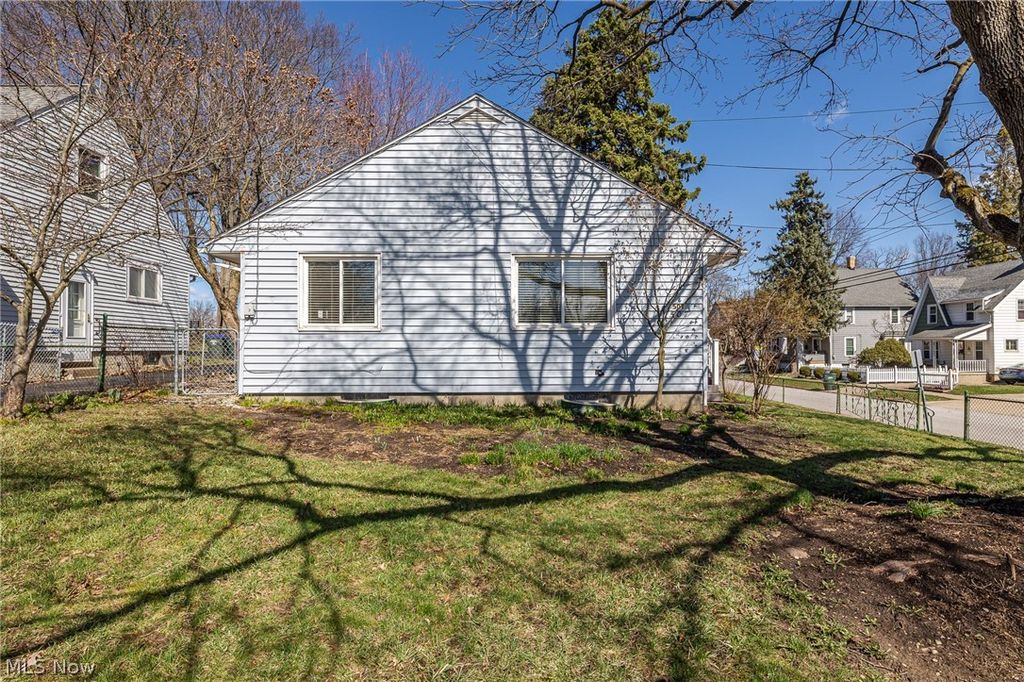 Photo of 507 Broad Boulevard, Cuyahoga Falls, OH 44221 (MLS # 5193161)