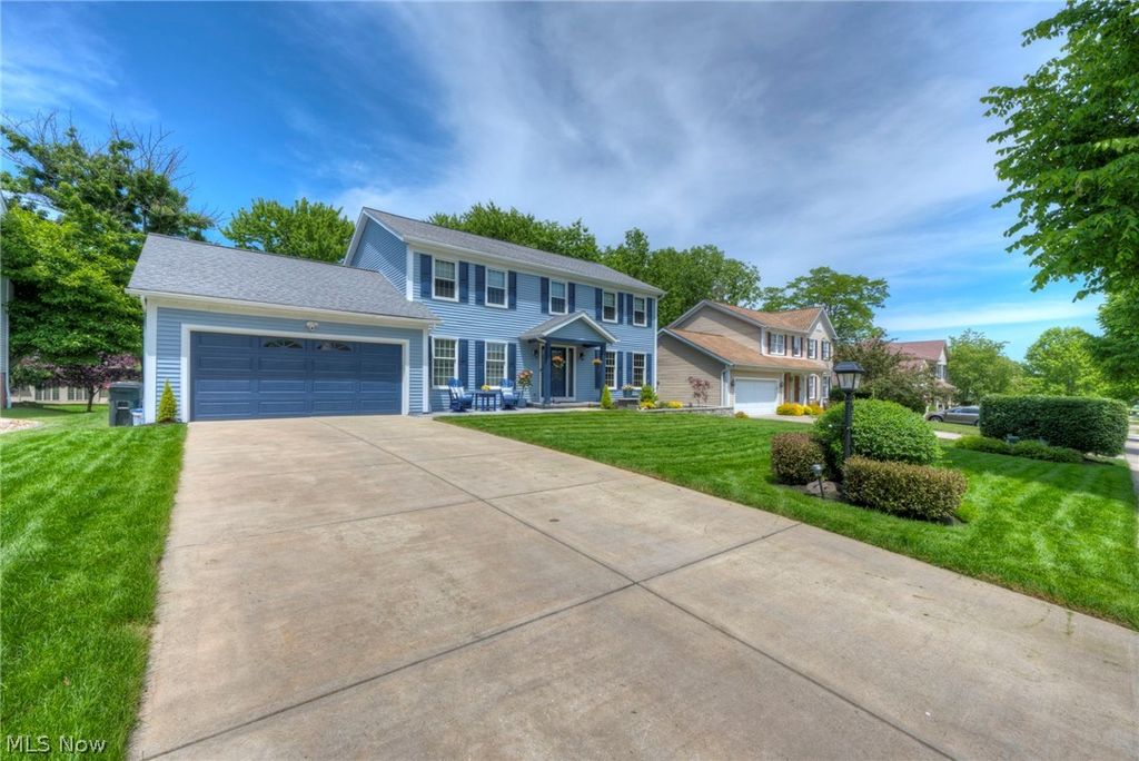 Photo of 19990 Winding Trail, Strongsville, OH 44149 (MLS # 5215998)