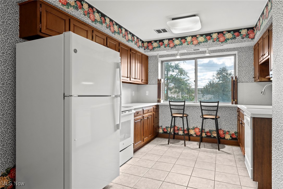 Acacia on the Green Condo - Residential