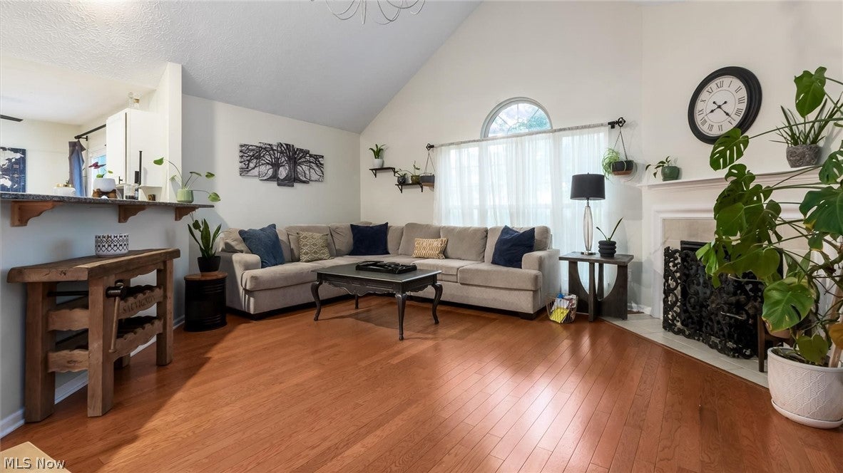 8687 Lazelle Commons Drive
