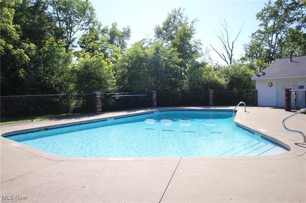 108 Doncaster Court #108, Mentor, Ohio image 18