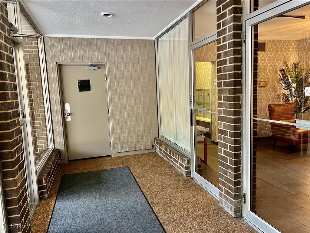 Silver Lake Towers Condo - Residential