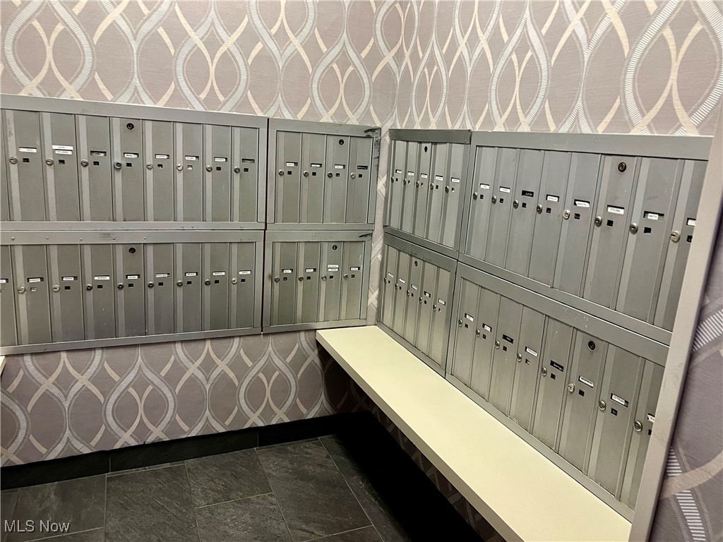 Silver Lake Towers Condo - Residential