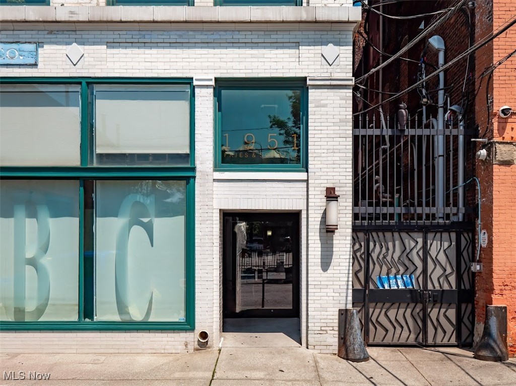 1951 W 26th Street 507