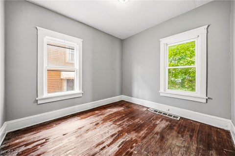 Tiny photo for 406 E 148th Street, Cleveland, OH 44110 (MLS # 5241773)