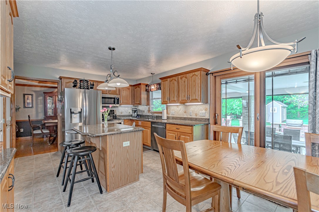 582 Blackberry Circle, Brunswick, Ohio image 8