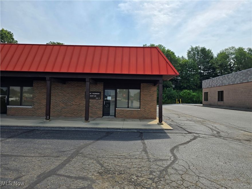 Professional Medical, Office or Retail conveniently located near Hospital and other businesses. Lots of parking. Features a large reception room, two large offices, 2 full bathrooms and a storage area. Great space for a variety of uses.