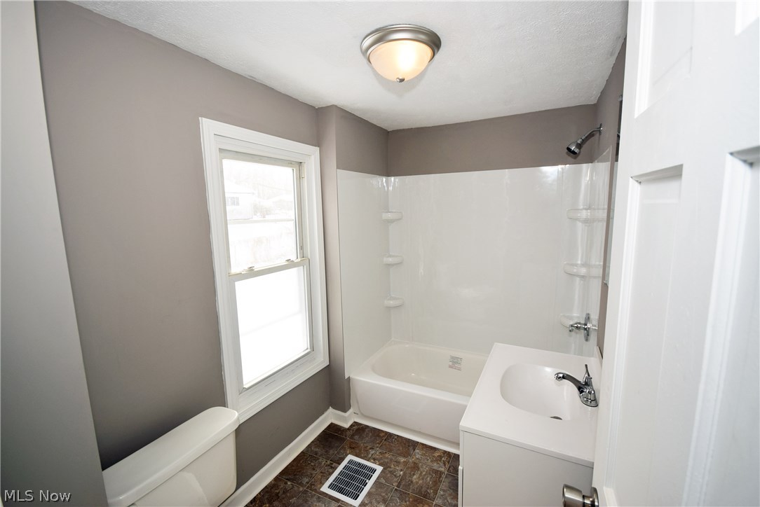 Ravenna Bldg Co - Residential