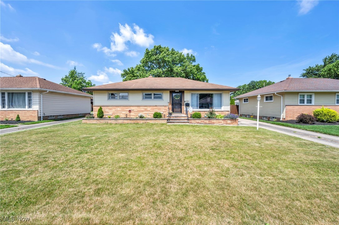 7356 Oakwood Road