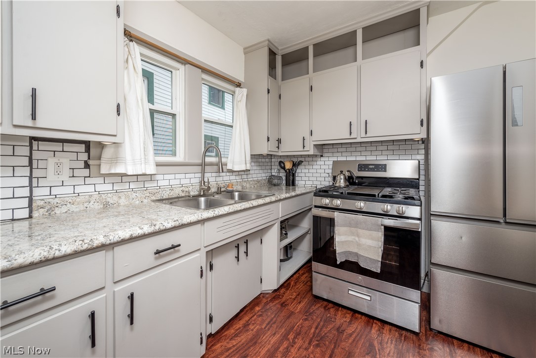 Riverside Park Allotment - Residential