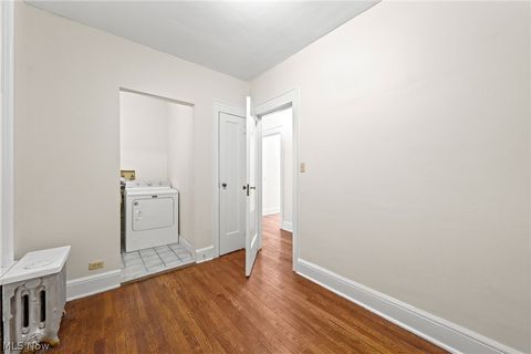 Tiny photo for 11428 Cedar Glen Parkway #C2D2, Cleveland, OH 44106 (MLS # 5188507)