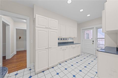 Tiny photo for 11428 Cedar Glen Parkway #C2D2, Cleveland, OH 44106 (MLS # 5188507)