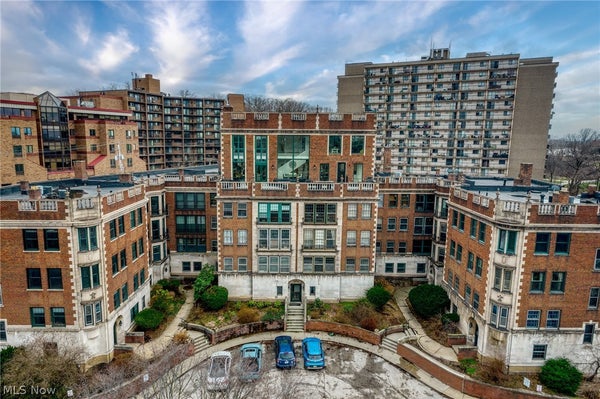 11428 CEDAR GLEN PKWY # C2D2, CLEVELAND, OH 44106 - Image 10a379b94501e2dd233a67a10cfbeea9/794158181