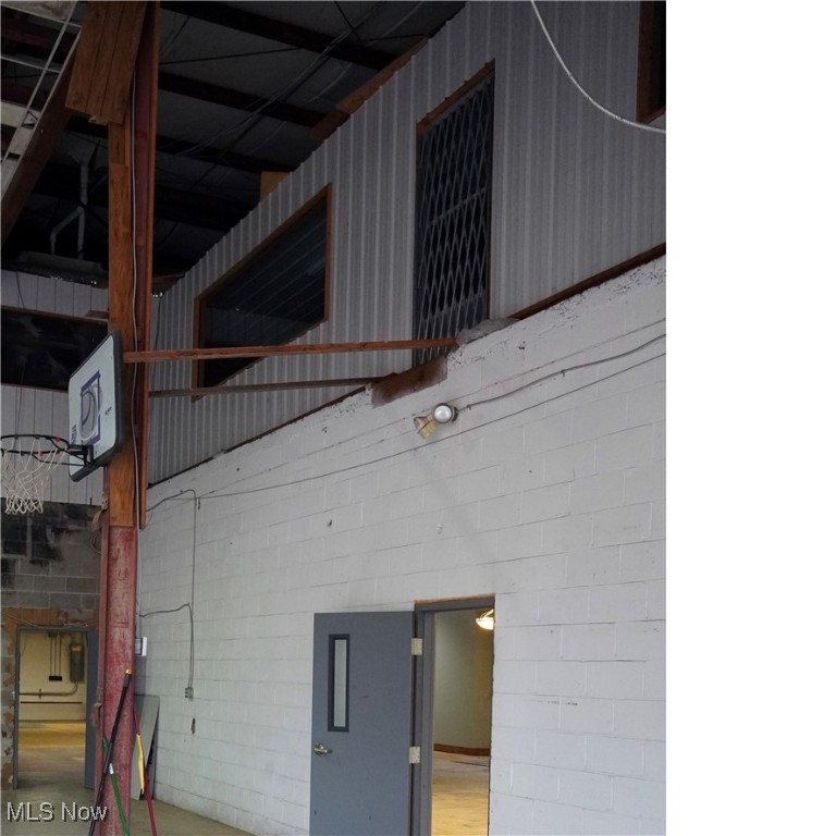 College Park - Commercial Sale