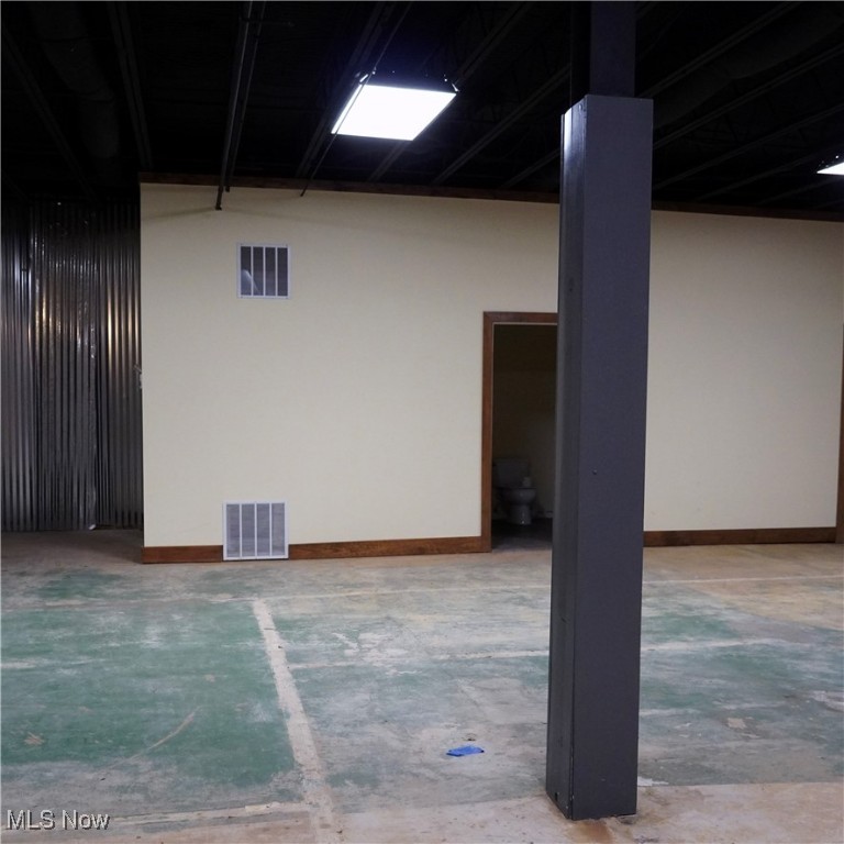 College Park - Commercial Sale