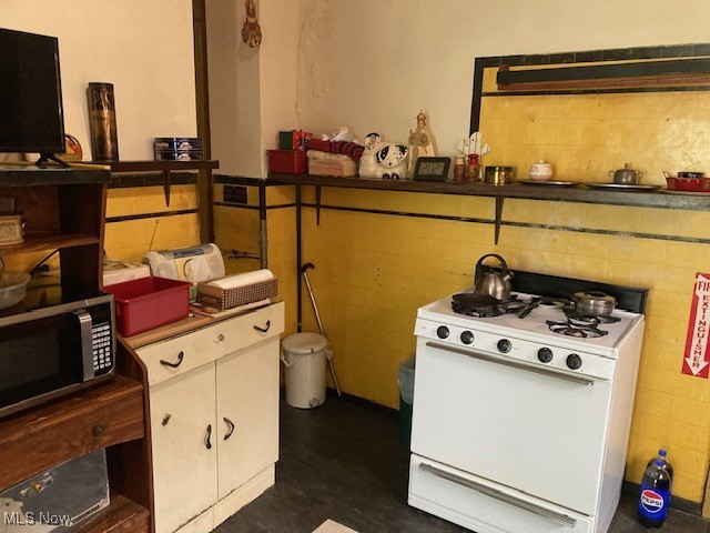 3433 E 50th Street, Cleveland, Ohio image 6