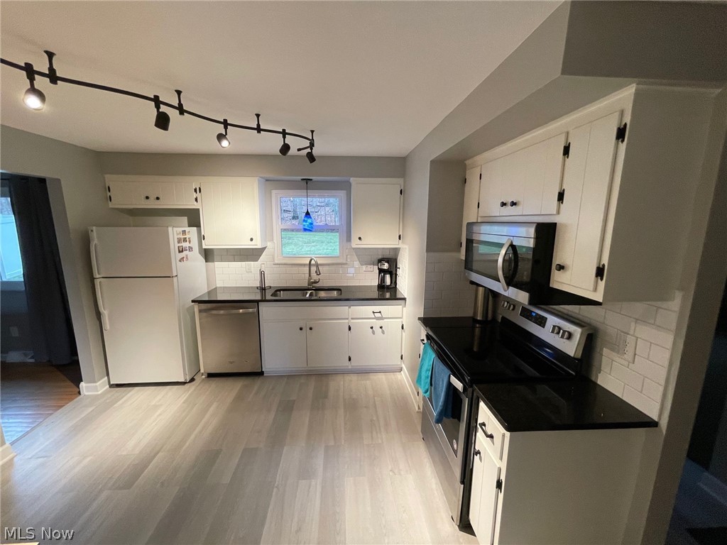 Ridge Road 02 - Residential