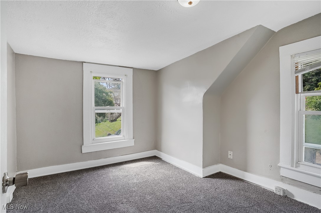 Helfers Summit Lake View - Residential