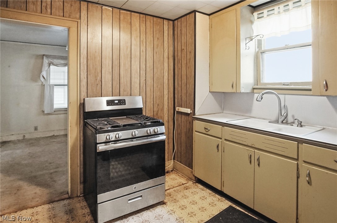 France Wells - Residential