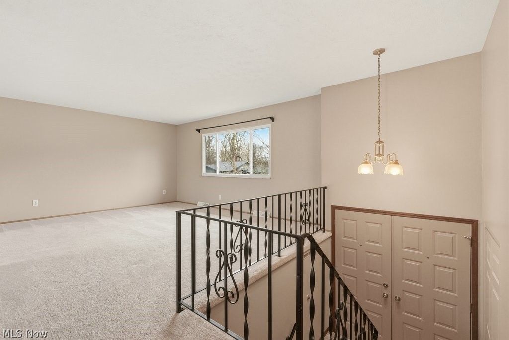 Photo of 1285 Gale Drive, Kent, OH 44240 (MLS # 5193877)