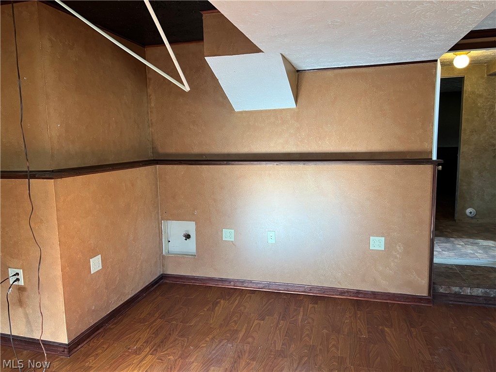 Kirk Manor 01 - Residential