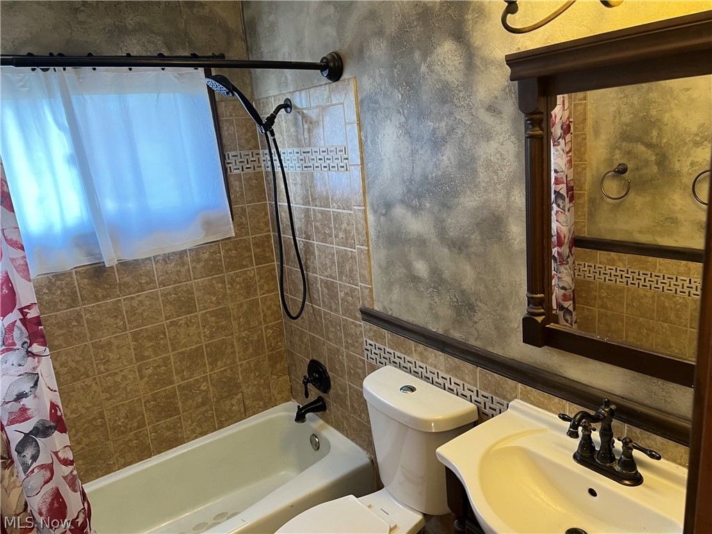 Kirk Manor 01 - Residential