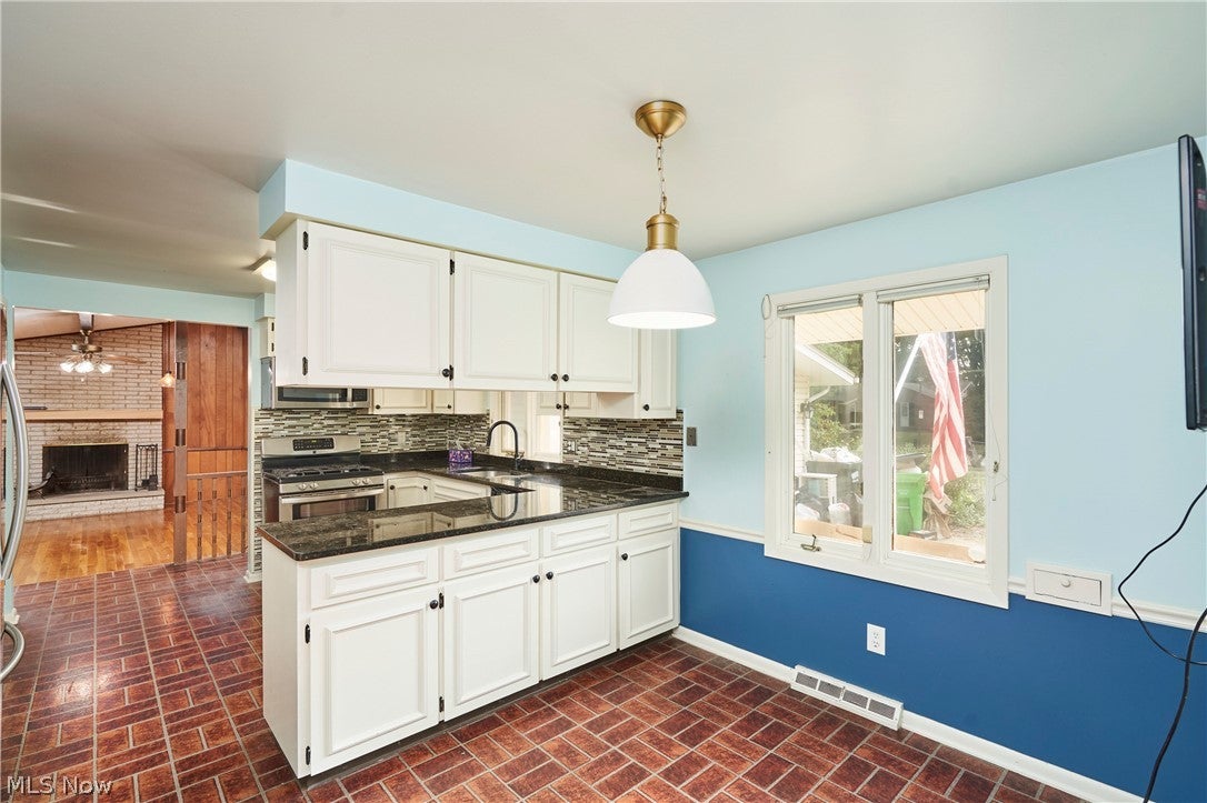1172 Berwick Lane