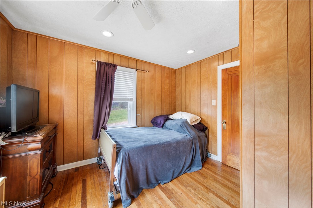 Kiwanis Lake - Residential