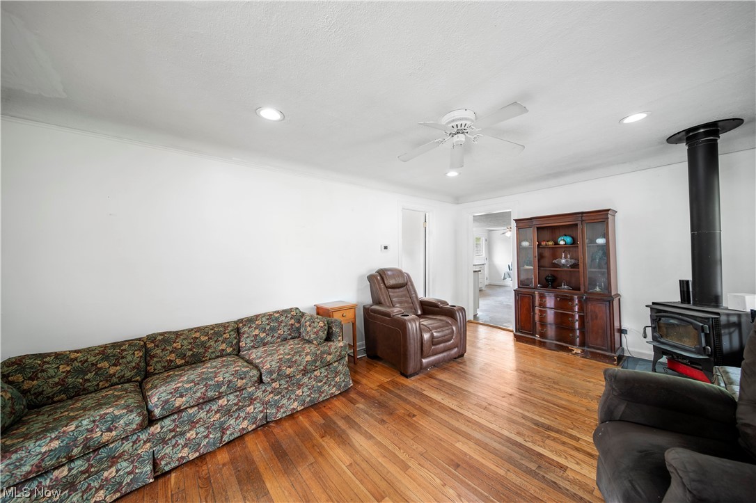 Kiwanis Lake - Residential