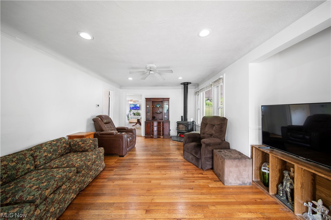 Kiwanis Lake - Residential