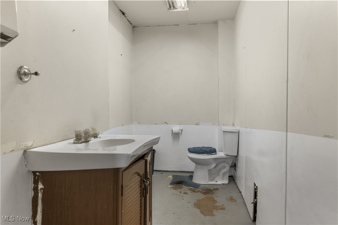 Walworth - Commercial Lease