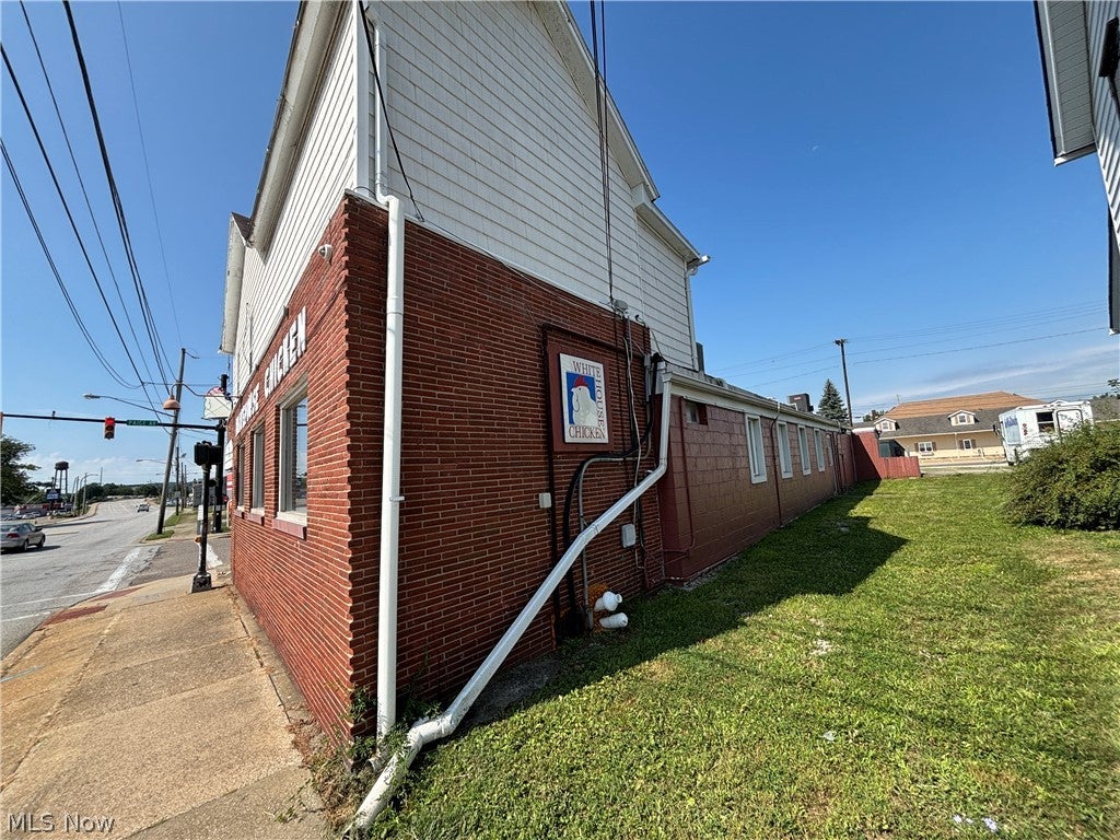 180 Wooster Road N