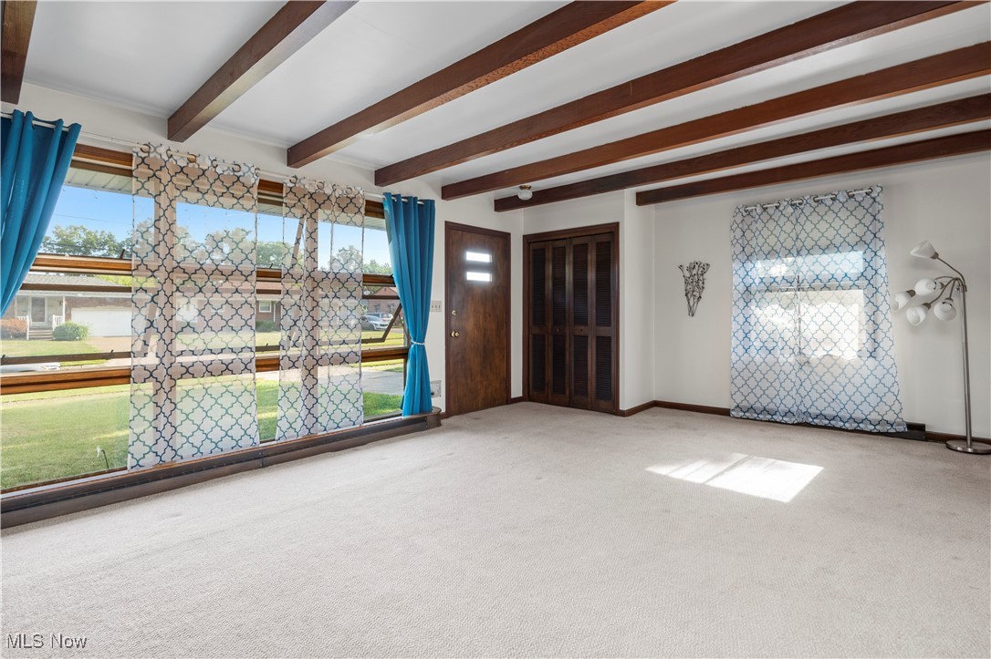 1327 W 39th Street