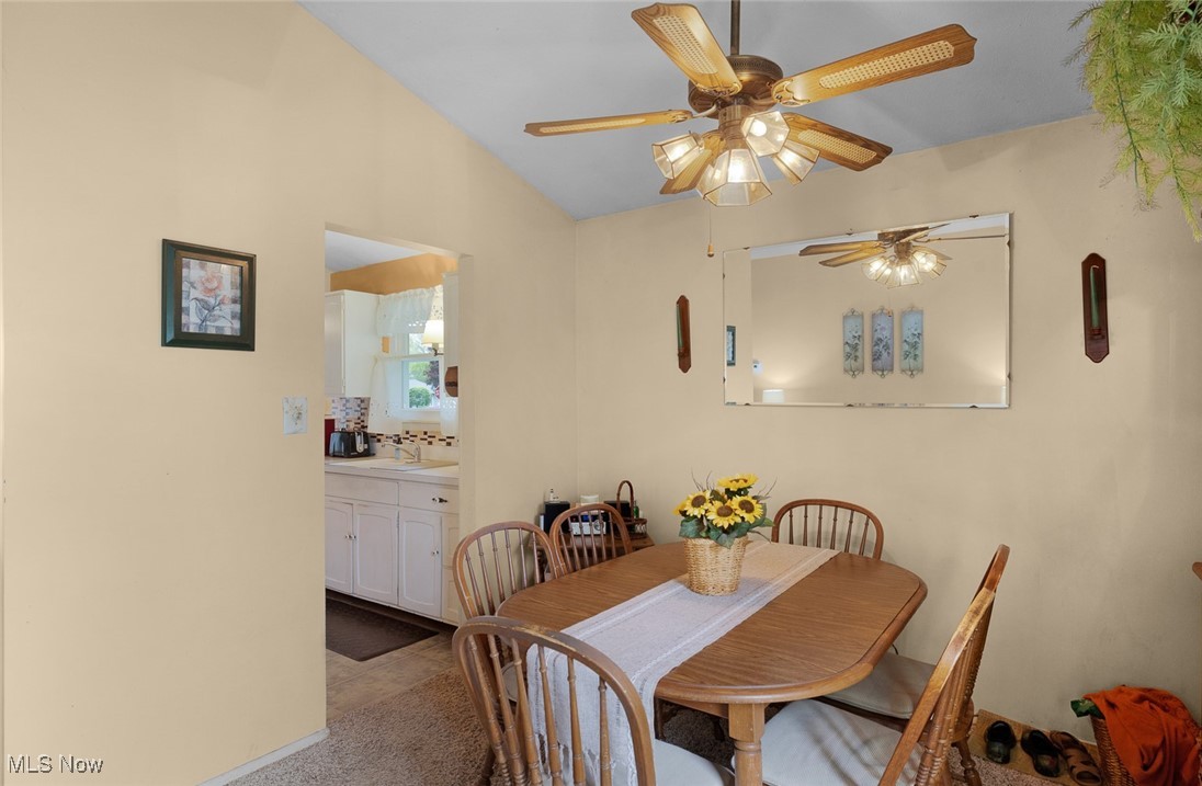 26460 Redwood Drive, Olmsted Falls, Ohio image 15