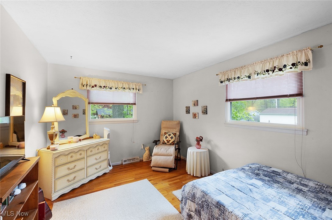 26460 Redwood Drive, Olmsted Falls, Ohio image 23